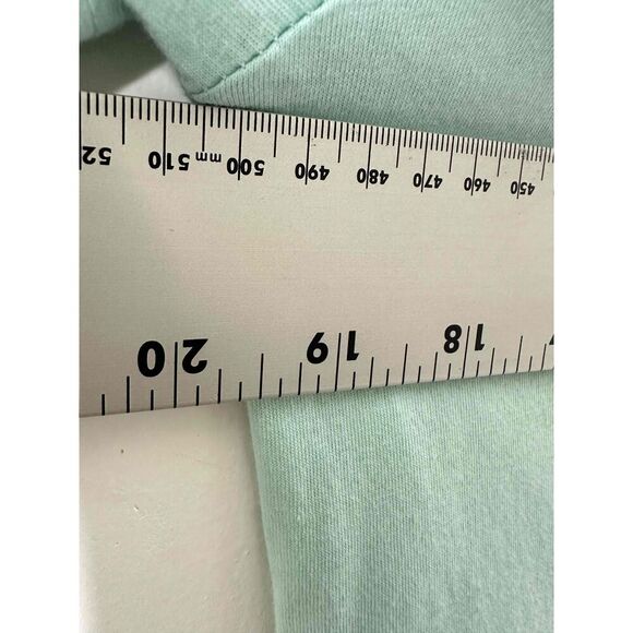 True Religion T-Shirt Size Medium Light Green Short Sleeve Leaves Graphic Logo - Picture 4 of 8